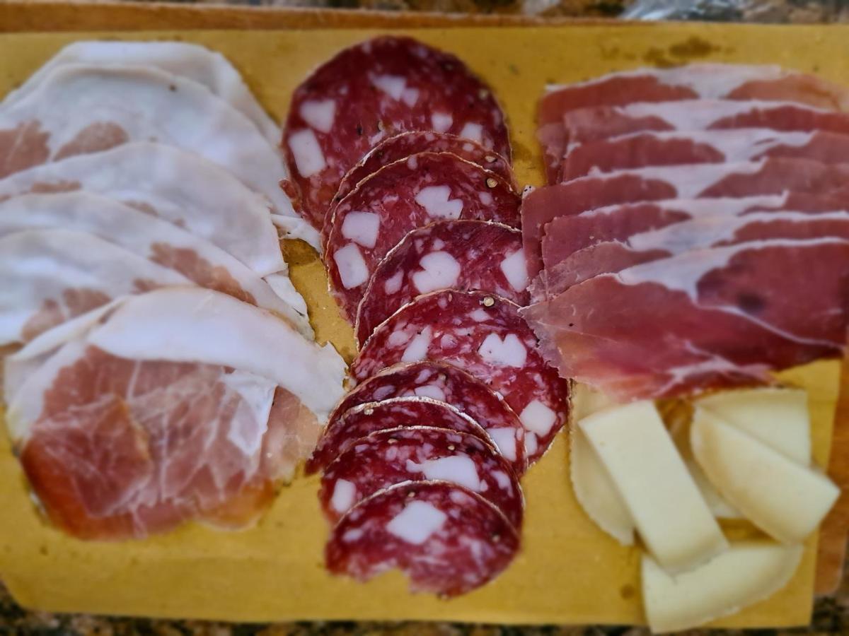 La Casetta Nel Borgo Castelnuovo di Val di Cecina Kültér fotó